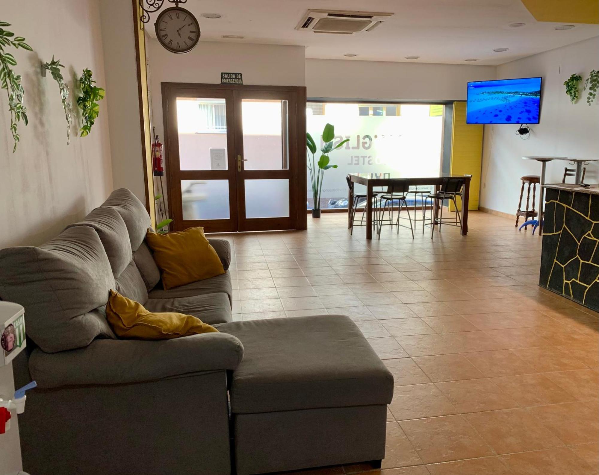 Spanglish Hostel 베니돔 외부 사진